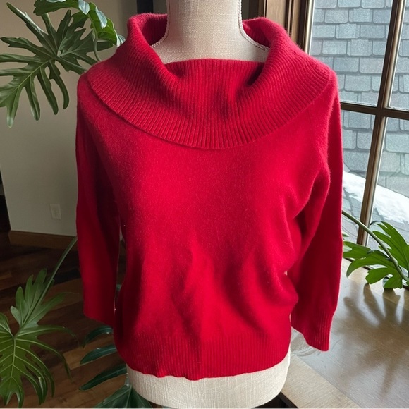 Valerie Stephens Red 2 Ply Cashmere Sweater - Picture 8 of 8